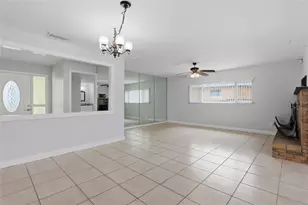 1114 Estatewood Dr, Brandon, FL 33510 - Photo 6