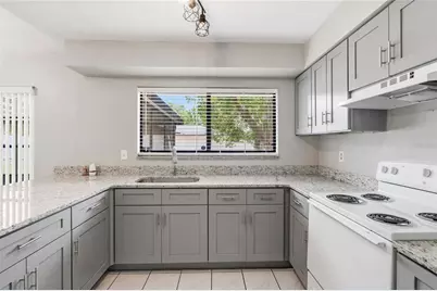 5113 Nashville Drive, Tampa, FL 33624 - Photo 10