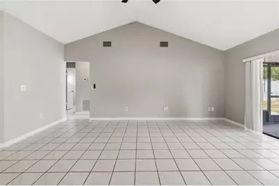 5113 Nashville Drive, Tampa, FL 33624 - Photo 4