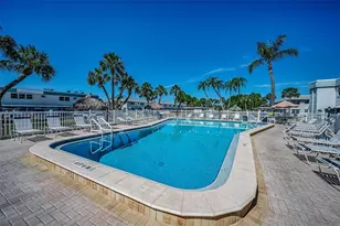 5216 81st St N, Saint Petersburg, FL 33709 - Photo 38