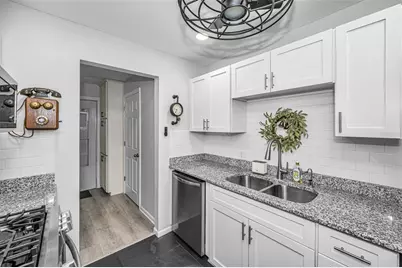 5216 81st Street N #5, Saint Petersburg, FL 33709 - Photo 16