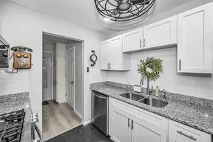 5216 81st St N, Saint Petersburg, FL 33709 - Photo 16