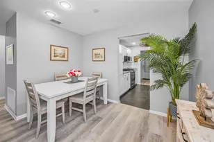 5216 81st St N, Saint Petersburg, FL 33709 - Photo 8
