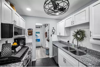 5216 81st Street N #5, Saint Petersburg, FL 33709 - Photo 14