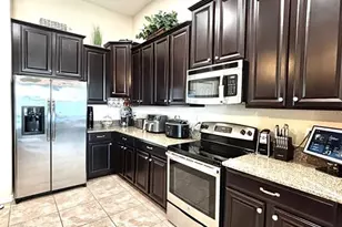 613 Wabash Breeze Cir, Ruskin, FL 33570 - Photo 12