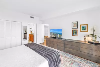 1 Beach Drive SE #1207, Saint Petersburg, FL 33701 - Photo 32
