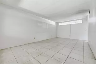 3100 Hartford St N, Saint Petersburg, FL 33713 - Photo 6
