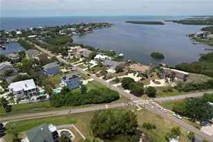 105 Peterson Ln, Palm Harbor, FL 34683 - Photo 48