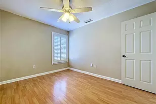 105 Peterson Ln, Palm Harbor, FL 34683 - Photo 32