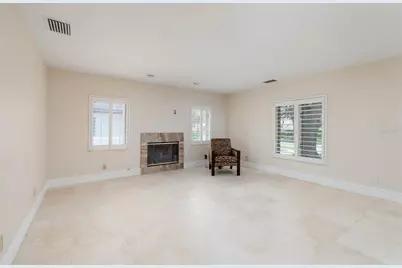 300 Brightwaters Boulevard NE, Saint Petersburg, FL 33704 - Photo 10