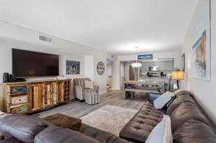 1460 Gulf Blvd, Clearwater Beach, FL 33767 - Photo 18