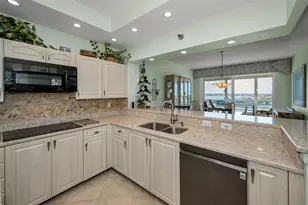 7882 Sailboat Key Blvd S, South Pasadena, FL 33707 - Photo 20