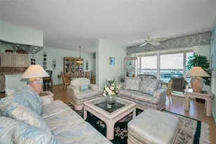 7882 Sailboat Key Blvd S, South Pasadena, FL 33707 - Photo 10