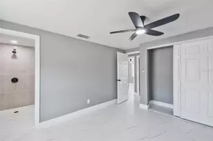 8801 Thousand Oaks Ct, Tampa, FL 33634 - Photo 22