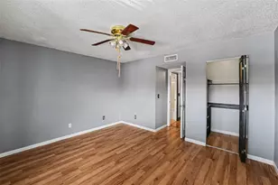 6308 Newtown Cir, Tampa, FL 33615 - Photo 12