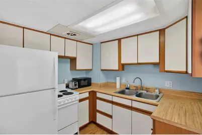 2000 E Bay Drive #85, Largo, FL 33771 - Photo 26