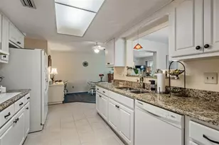 2424 Fairbanks Dr, Clearwater, FL 33764 - Photo 14