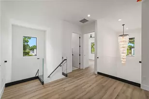 2308 N Elcoe Dr, Tampa, FL 33603 - Photo 14