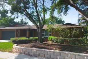 1656 Brae-Moor Ln, Dunedin, FL 34698 - Photo 1
