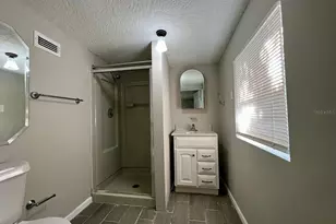 2003 10th St S, Saint Petersburg, FL 33705 - Photo 8