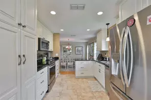 2611 Locksley St, Sun City Center, FL 33573 - Photo 12