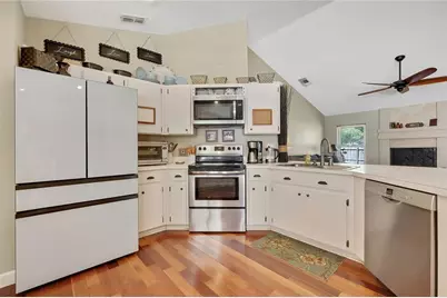 9304 Rockrose Drive, Tampa, FL 33647 - Photo 10