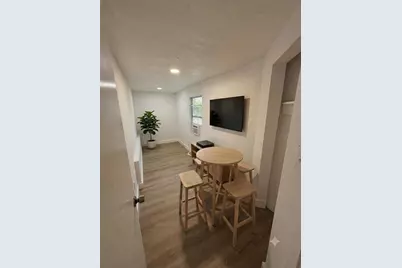 935 17th Avenue S, Saint Petersburg, FL 33705 - Photo 6