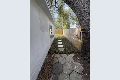 935 17th Avenue S, Saint Petersburg, FL 33705 - Photo 12