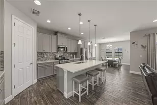 14633 Red Castle Ave, Lithia, FL 33547 - Photo 16