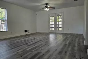 8725 N 13th St, Tampa, FL 33604 - Photo 10