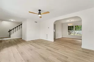 16213 Fantasia Dr, Tampa, FL 33624 - Photo 4