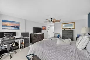 700 Starkey Rd, Largo, FL 33771 - Photo 30