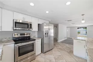 4018 Cashmere Dr, New Port Richey, FL 34652 - Photo 8