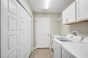 3320 Dzuro Dr, Oxford, FL 34484 - Photo 12