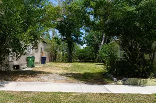 2308 E 11th Ave, Tampa, FL 33605 - Photo 1