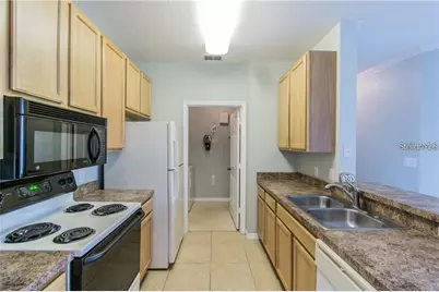 10203 Courtney Palms Boulevard #201, Tampa, FL 33619 - Photo 10
