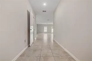 7407 Rosy Periwinkle Ct, Tampa, FL 33619 - Photo 18
