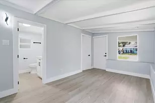 761 29th Ave S, Saint Petersburg, FL 33705 - Photo 18