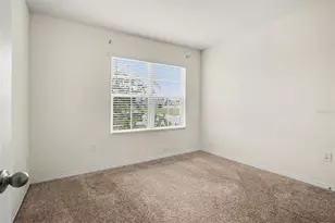 693 Squires Grove Dr, Winter Haven, FL 33880 - Photo 14