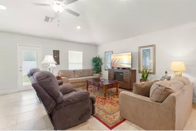 16114 Vine Cliff Avenue, Hudson, FL 34667 - Photo 12