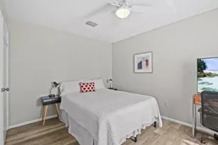 421 Benson St, Valrico, FL 33594 - Photo 32