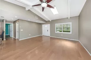 753 Seminole Blvd, Tarpon Springs, FL 34689 - Photo 8
