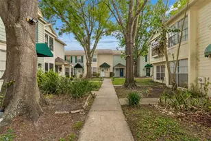 13813 Fletchers Mill Dr, Tampa, FL 33613 - Photo 2