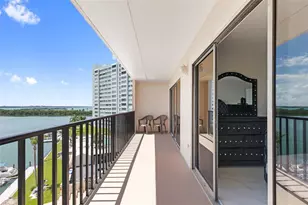 51 Island Way, Clearwater Beach, FL 33767 - Photo 28