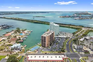 51 Island Way, Clearwater Beach, FL 33767 - Photo 32