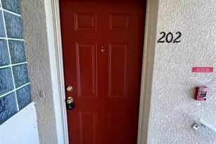 6456 Cypressdale Dr, Riverview, FL 33578 - Photo 2