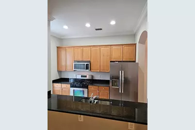 1005 Edison Park Court, Tampa, FL 33606 - Photo 6