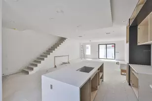 310 W Columbus Dr, Tampa, FL 33602 - Photo 14