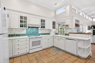 11671 Harborside Cir, Largo, FL 33773 - Photo 18