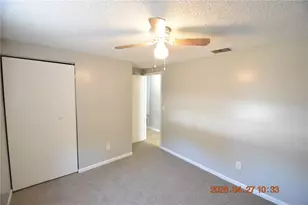 3667 Sugarcreek Dr, Tampa, FL 33619 - Photo 30